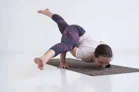 Eka Pada koundinyasana II