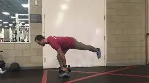 Contralateral Single-Leg Deadlift